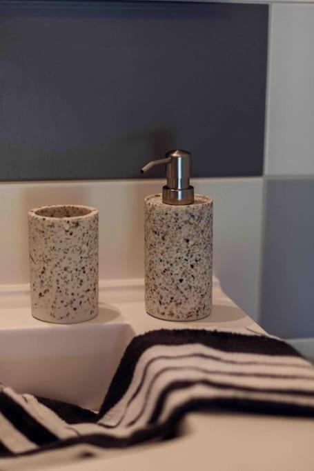 Maison Et Jardin 2Chambres 2Salles De Bain Sene ภายนอก รูปภาพ
